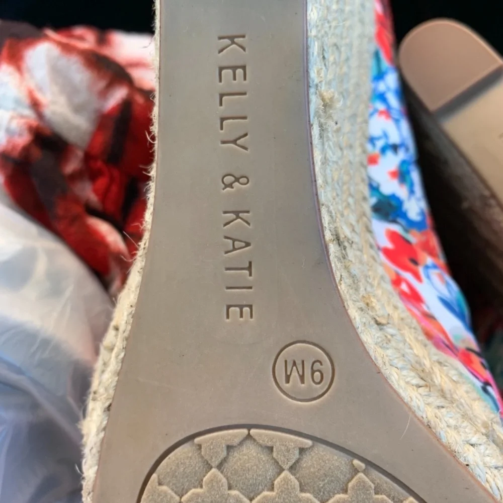 Katie‎ and Kelly floral espadrilles. NWOT